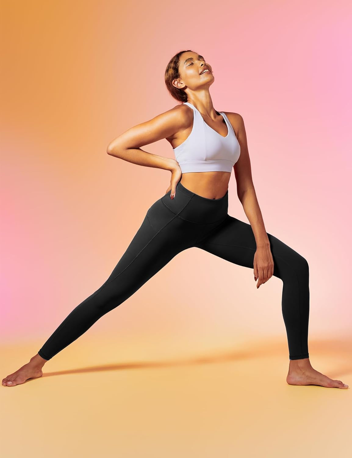 Upgrade your workout game with our High-Waisted Leggings featuring pockets! Perfect for yoga, running, and all your fitness needs. Tummy control and compression for that flattering fit! #WorkoutGoals #LeggingsWithPockets